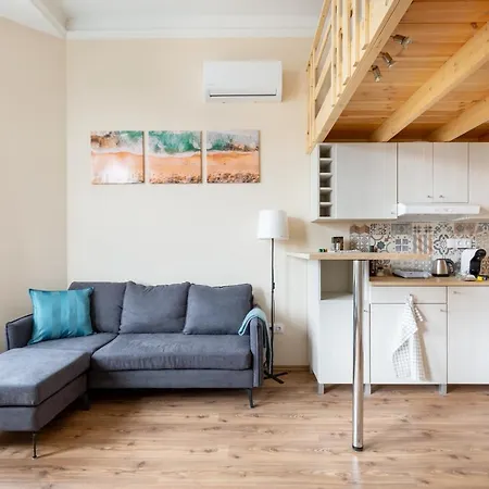 Apartment Mezzanine - Air Conditioned