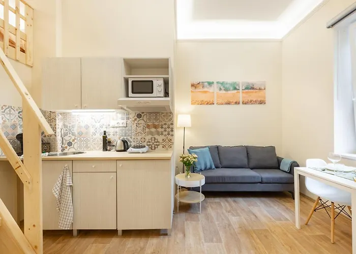 Mezzanine - Air Conditioned Apartament *